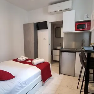4 Dans Le Meme Immeuble Appartement